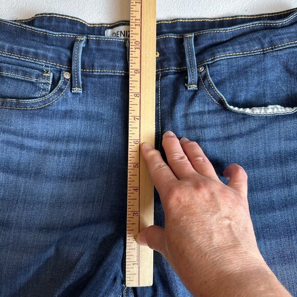 Levi's Denizen Mid Rise Bootcut Jeans Women's 12S 31x30 Blue Southwestern Casual - Picture 4 of 12